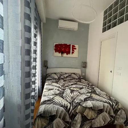 Confortevole Zona Bocconi-porta Romana Apartment *